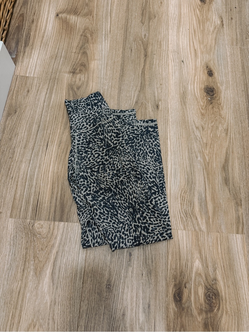 Women’s aerie cheetah leggings